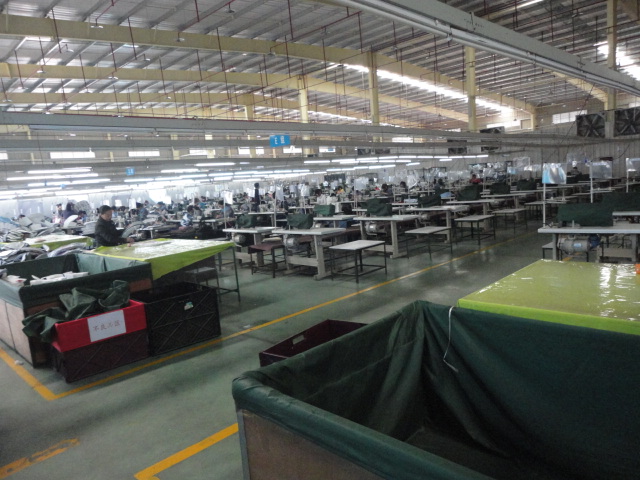 baby stroller travel cot factory work shop (2).JPG